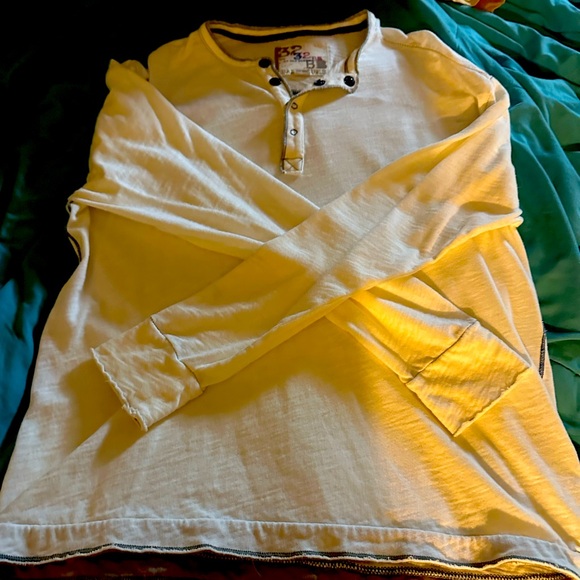 32 Bar Blues Henley white with a blue stitching throughout. - Picture 1 of 7